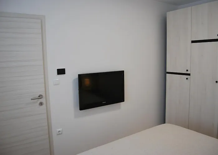 Apartma דירה Race